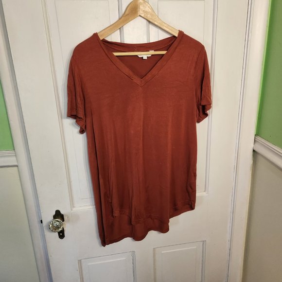 Amaryllis Asymmetrical Top Size L - Picture 2 of 5